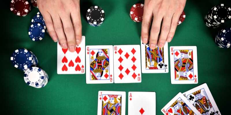 Tham khảo các ưu điểm nổi bật của game bài cao bù
